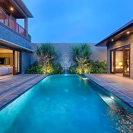 Presidential Villa 3Br W/ Private Pool In Nusa Dua