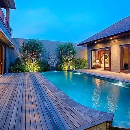 Presidential Villa 3Br W/ Private Pool In Nusa Dua